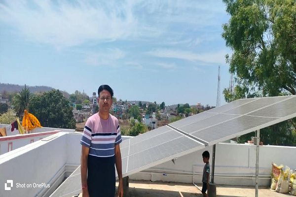 पीएम सूर्यघर योजना बनी तुषार पांडे के परिवार के लिए राहत का जरिया