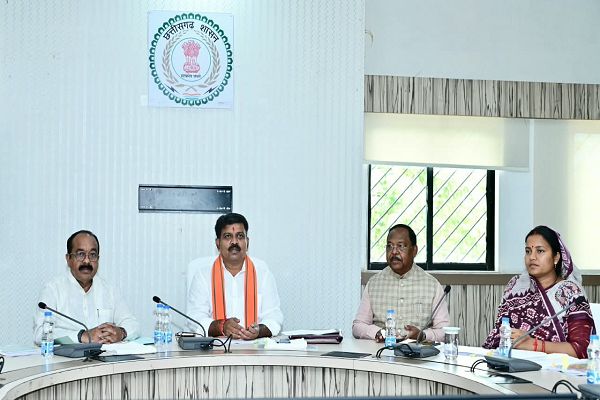 उप मुख्यमंत्री विजय शर्मा की अध्यक्षता में राजनीतिक प्रकरण वापसी समिति की हुई अहम बैठक