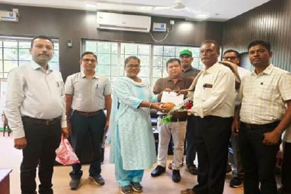 सेवानिवृत्ति पर 4 शासकीय सेवकों को मिला पीपीओ व जीपीओ
