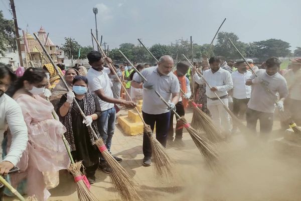 सेवा संकल्प अभियान : त्वरित जनसेवा से श्रमदान और पोषण जागरूकता तक, सेवा संकल्प अभियान अंतर्गत दुर्ग में दिखी जनभागीदारी