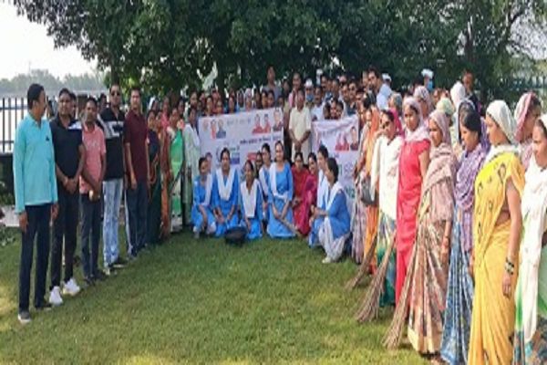 स्वच्छता ही सेवा के तहत संत निरंकारी मंडल ने किया श्रमदान