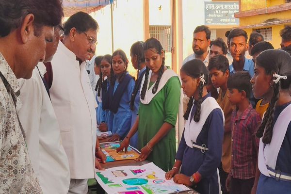 नमो सेवा की अनकही कहानियां: मुरता में ब्लॉक स्तरीय चित्रकला एवं भाषण प्रतियोगिता, बच्चों ने उकेरा मोदी जी का सेवा संकल्प