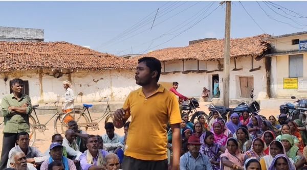 लावारिस पशुओं की मौत के मामले में बघेरा में ग्रामीणों की बैठक, ग्रामीणों ने गांव स्तर पर समाधान का लिया निर्णय
