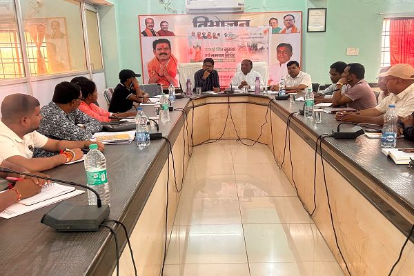 *आबादी पट्टा सत्यापन के लिए 7 दिवस में दस्तावेज जमा करने निर्देश*   *कार्यालय कलेक्टर, कबीरधाम के कक्ष क्रमांक-25 में स्वयं उपस्थित होकर करें दस्तावेज जमा*