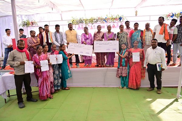 सेवा की कहानी&rsquo; : &rsquo;मुख्यमंत्री नोनी सशक्तिकरण सहायता योजना से माधुरी हुईं आर्थिक रूप से संबल&rsquo;