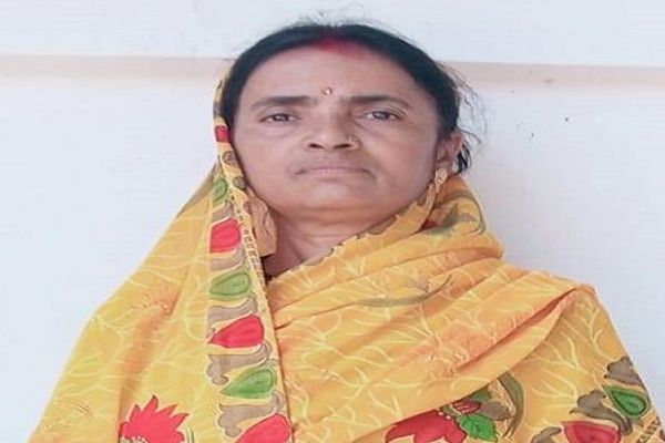 अपने नाम जमीन की रजिस्ट्री पर प्रेमलता को मिली आर्थिक राहत