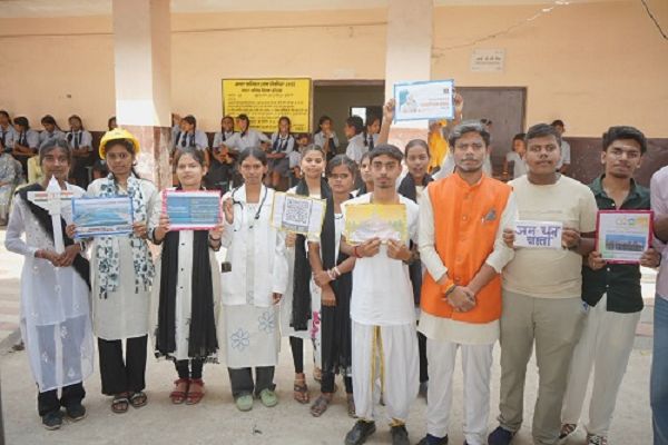 सेवा संकल्प अभियान के तहत आयोजित नुक्कड़ नाटक से गूंजा सेवा का संदेश&rsquo;