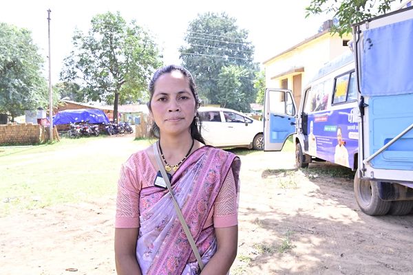 सेवा की कहानी : बिहान से जुड़कर सनीता बनीं बीसी सखी, स्थानीय स्तर पर ग्रामीणों को मिल रहीं बैंकिंग सुविधाएं