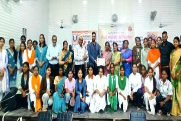 सेवा संकल्प अभियान के अंतर्गत विशाल भारत मंडला रंगोली प्रदर्शनी का समापन