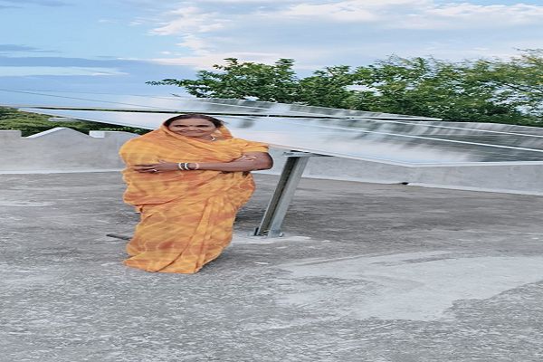 प्रधानमंत्री सूर्यघर योजना से ममता का घर हुआ रोशन, स्वच्छ ऊर्जा की ओर बढ़े कदम