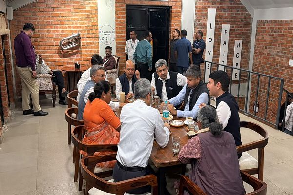 सहकारिता सचिव डॉ. आशीष भूटानी ने की &lsquo;कैफे पण्डुम&rsquo; की सराहना