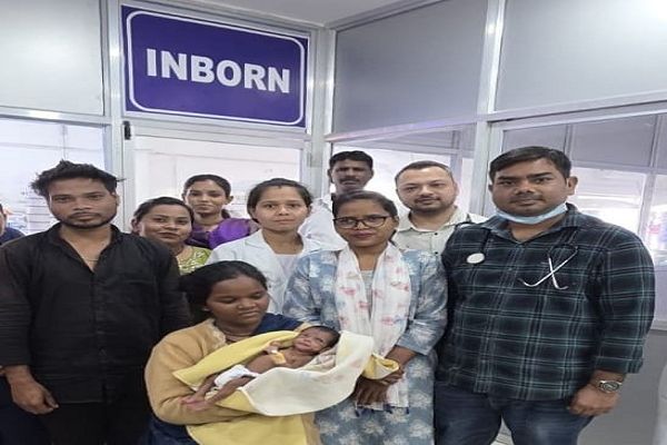 छत्तीसगढ़ की स्वास्थ्य सेवाओं ने रचा जीवन रक्षा का नया अध्याय, महज 900 ग्राम के नवजात को मिला नया जीवन
