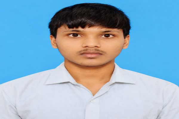  सेवा की कहानी: कौशल प्रशिक्षण से कवेंद्र बने स्वावलम्बी, 17 हजार रुपए मासिक आय से गढ़ रहे भविष्य