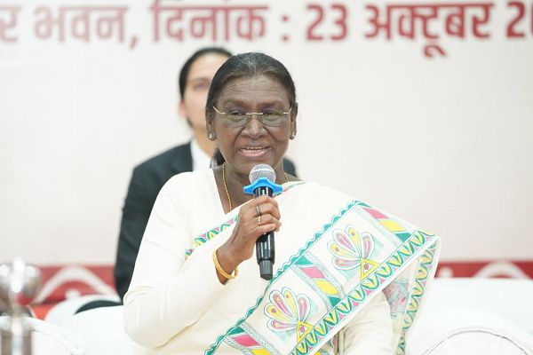 आदिवासी समाज की परंपरागत व्यवस्था सामाजिक एकता, न्याय और सुशासन का उत्कृष्ट उदाहरण- राष्ट्रपति श्रीमती द्रौपदी मुर्मु