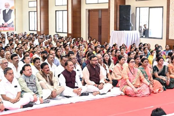 'मन की बात&rsquo; लोकशक्ति की आराधना और देशवासियों से संवाद का सशक्त माध्यम : सीएम साय