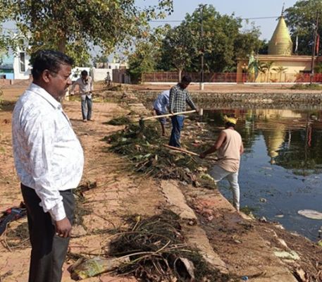 छठ से पहले भिलाई निगम क्षेत्र के तालाबों की सफाई तेज