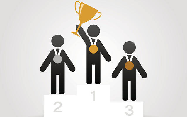 10 वी 12 वी में टॉप करने वाले छात्रों को इस बार लैपटॉप नही बल्कि मिलेगी इतनी राशि....