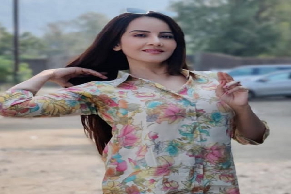 टीवी अभिनेत्रियों ने बताये गर्मियों में स्किनकेयर के सीक्रेट्स!