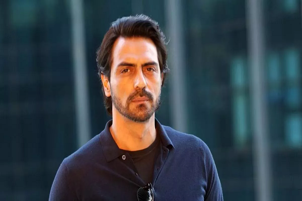 इवेंट के दौरान घायल हुए Arjun Rampal, खून से लथपथ हाथ ने खींचा ध्यान