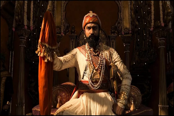 'छावा' की दहाड़ से थर-थर कांपा बॉक्स ऑफिस, पहले दिन दुनियाभर में कमाए इतने करोड़