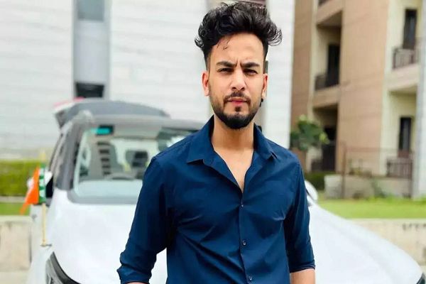 एल्विश की मुश्किलें बढ़ी, ईडी ने लखनऊ ऑफिस में पूछताछ के लिए बुलाया