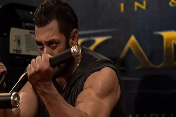 टाइट सिक्योरिटी के बावजूद लीक हुआ Salman Khan का वीडियो, 'सिकंदर' के सेट से वायरल हुई तस्वीरें