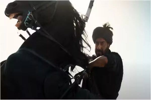 रवीना टंडन की बेटी के साथ डेब्यू करेंगे Ajay Devgn के भांजे अमन, Azaad का पहला पोस्टर हुआ रिलीज