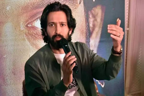 Vikrant Massey ने एक्टिंग से संन्यास लेने का किया ऐलान, इमोशनल पोस्ट शेयर कर लिखा- दो आखिरी फिल्में और &hellip;