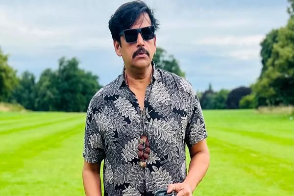 Ravi Kishan की मार-मारकर पिता ने उधेड़ दी थी चमड़ी, डर गई थीं मां, कहा था- 'भाग जाओ वरना वह तुम्हें मार देंगे'