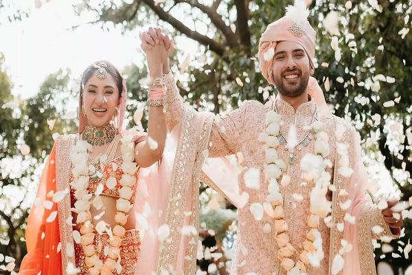  शादी के बंधन में बंधे अरमान-आशना, सिंगर ने वेडिंग फोटो संग लिखा- तू ही मेरा घर