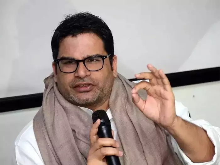 पीके कर रहे हैं उलट राजनीति