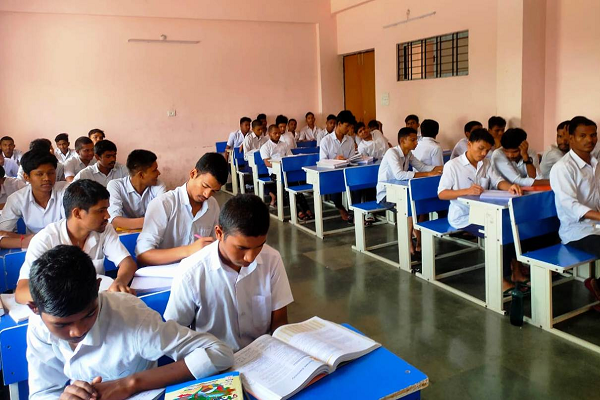 योग्य व अयोग्य में अंतर तो जरूरी है