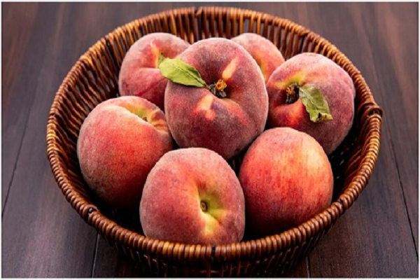 पोषक तत्वों से भरपूर आड़ू