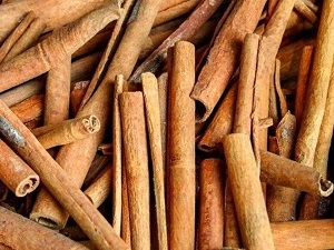 डायबिटीज कंट्रोल में मददगार है दालचीनी, जानिए कैसे करें सही इस्तेमाल