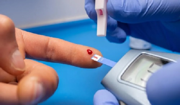 शुगर को तुरंत कंट्रोल करने के लिए क्या खाना चाहिए?