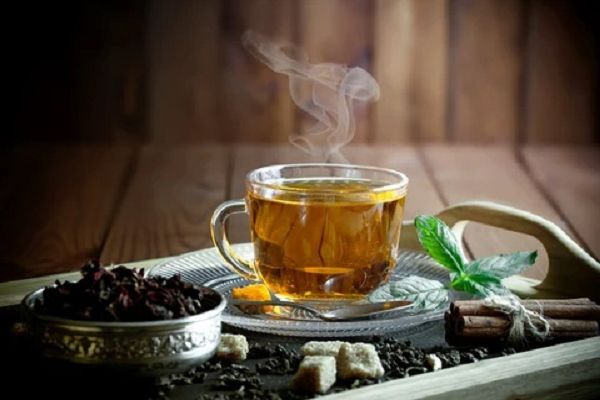 Green Tea वज़न घटाने में कैसे मदद करती