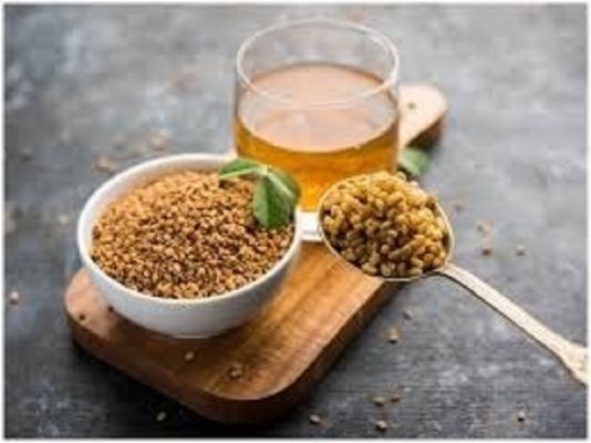 किन लोगों को नहीं पीना चाहिए मेथी दाने का पानी?