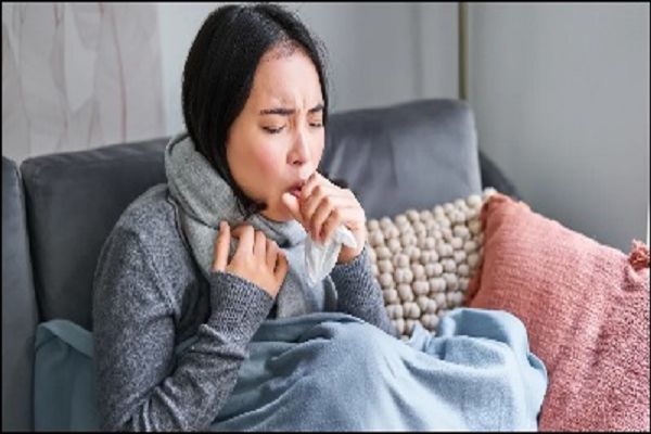 बुखार के बाद गले में इंफेक्शन, खांसी और खराश है, राहत पाने के लिए अपनाएं ये आयुर्वेदिक उपाय