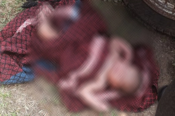 नवजात कन्या को जंगल में फेंका, 'इंद्र' ने गोद में उठाया, 'कृष्णा' ने पहुंचाया अस्पताल