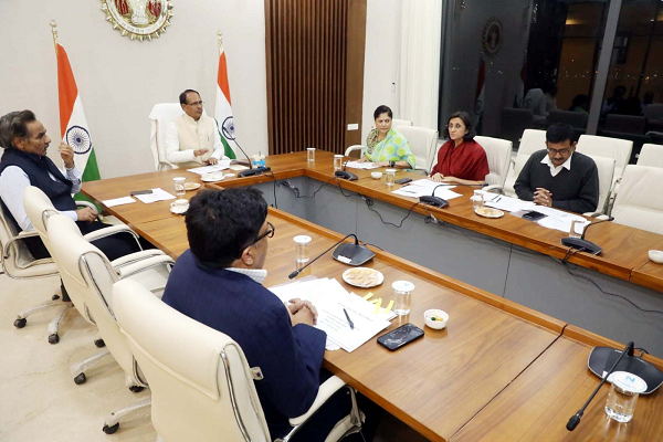 खेलो इंडिया यूथ गेम्स के उद्घाटन और समापन समारोह भव्य रूप में हों