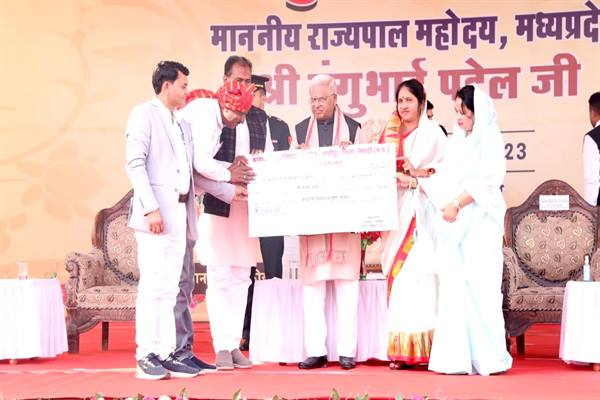 संत रविदास ने समाज को जाति-पांति से ऊपर उठने प्रेरित किया: राज्यपाल