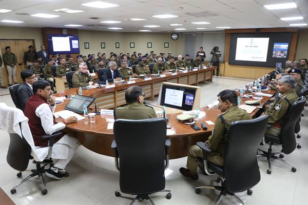 प्रधानमंत्री जी की स्मार्ट पुलिसिंग की अवधारणा पर कार्य हो - मुख्यमंत्री डॉ. यादव