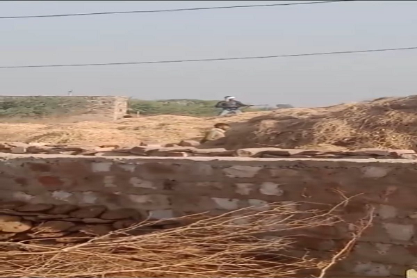 फायरिंग का वीडियो वायरलः प्लॉट पर कब्जे को लेकर हुआ विवाद, मामला दर्ज