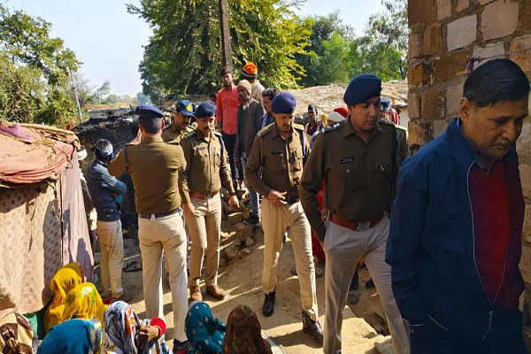 मौत के मुंह में समाई 3 जिंदगी: झोपड़ी में आग लगने से जिंदा जले दादा और दो पोती, परिवार में पसरा मातम