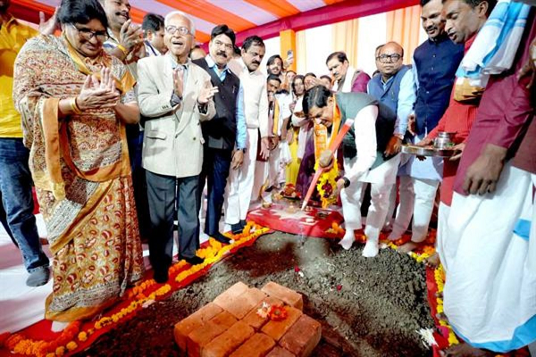 डिजिटल भविष्य की ओर ऐतिहासिक कदम: CM डॉ मोहन ने उज्जैन में आईटी पार्क का किया भूमिपूजन, कही ये बड़ी बात