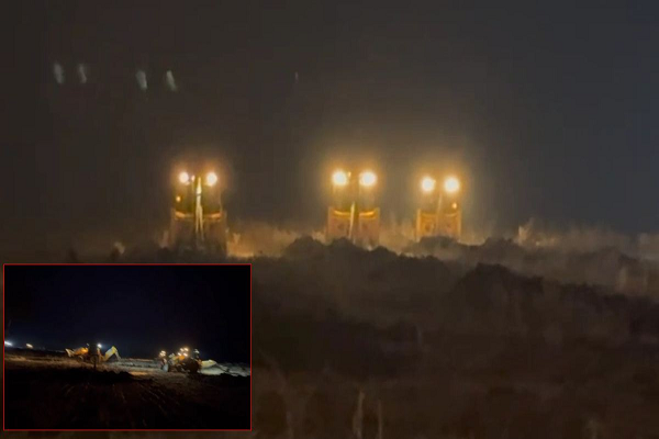 खंडवा में वन विभाग की बड़ी कार्रवाई: हजारों एकड़ भूमि से 40 जेसीबी ने हटाया कब्जा, रातों-रात खोदे गड्ढे, कलेक्टर, SP सहित मौजूद रहे 400 जवान