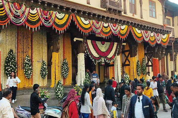  इंदौर में 193 साल पुराने गोपाल मंदिर को शादी के लिए किराए पर दे दिया