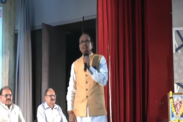 &lsquo;देश में एक साथ इलेक्शन जरूरी&hellip;&rsquo;, केंद्रीय मंत्री शिवराज सिंह बोले- कई बार करने पड़ते हैं वोट दिलाऊ फैसले