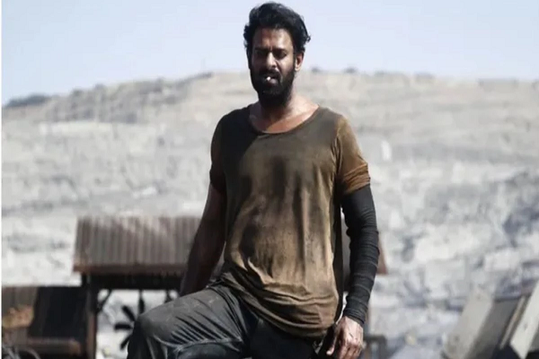 बॉक्स ऑफिस पर एक बार फिर चला प्रभास का जादू