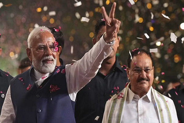 इस दिन पीएम पद की शपथ ले सकते हैं नरेंद्र मोदी, समारोह की तारीख में बदलाव.